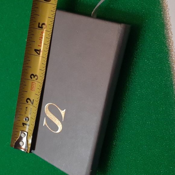 Notebook hardback with a gold initial S - Picture 6 of 7